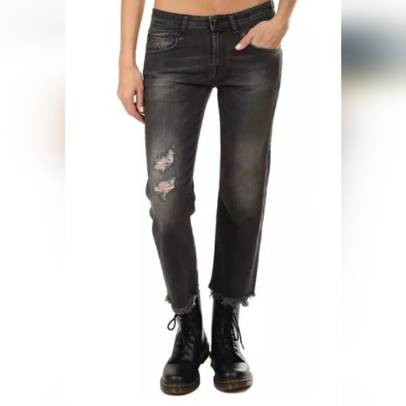 R13 Boy Straight Distressed Frayed Mid Rise Jeans in Black Wash Size 26 $398 - Picture 3 of 11